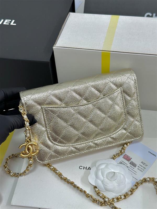 2026127205141874 700